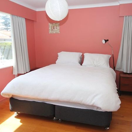 Waiwera Beach Getaway מראה חיצוני תמונה