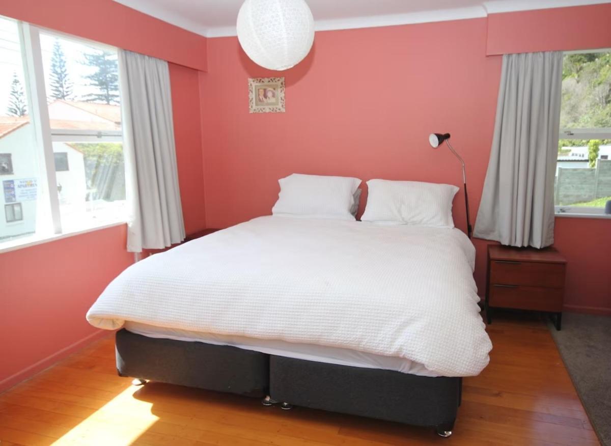 Waiwera Beach Getaway מראה חיצוני תמונה